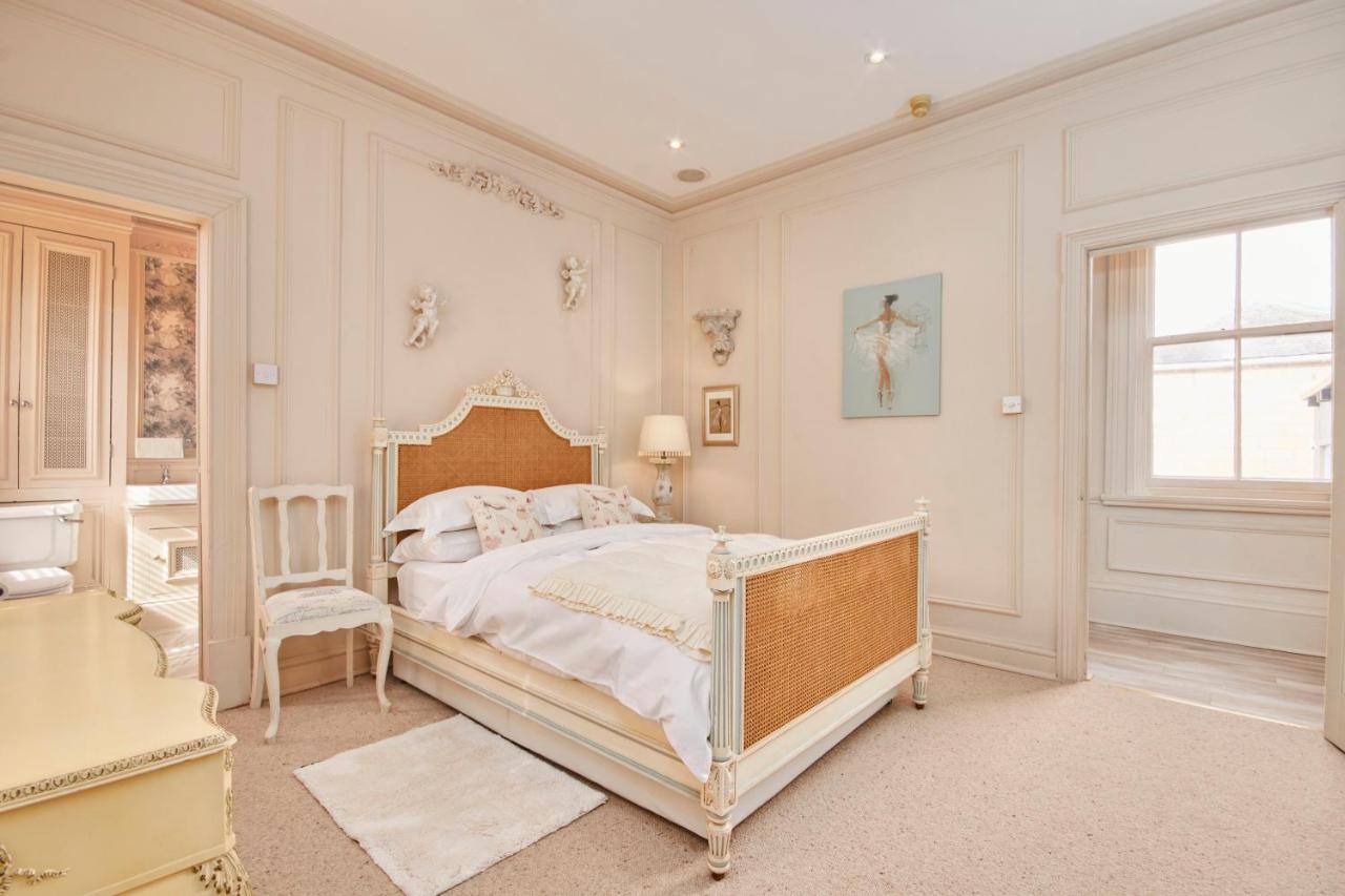 The Stunning French Boudoir Of Harrogate Apartment ภายนอก รูปภาพ