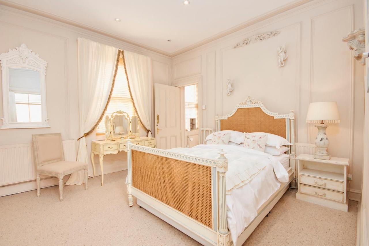 The Stunning French Boudoir Of Harrogate Apartment ภายนอก รูปภาพ